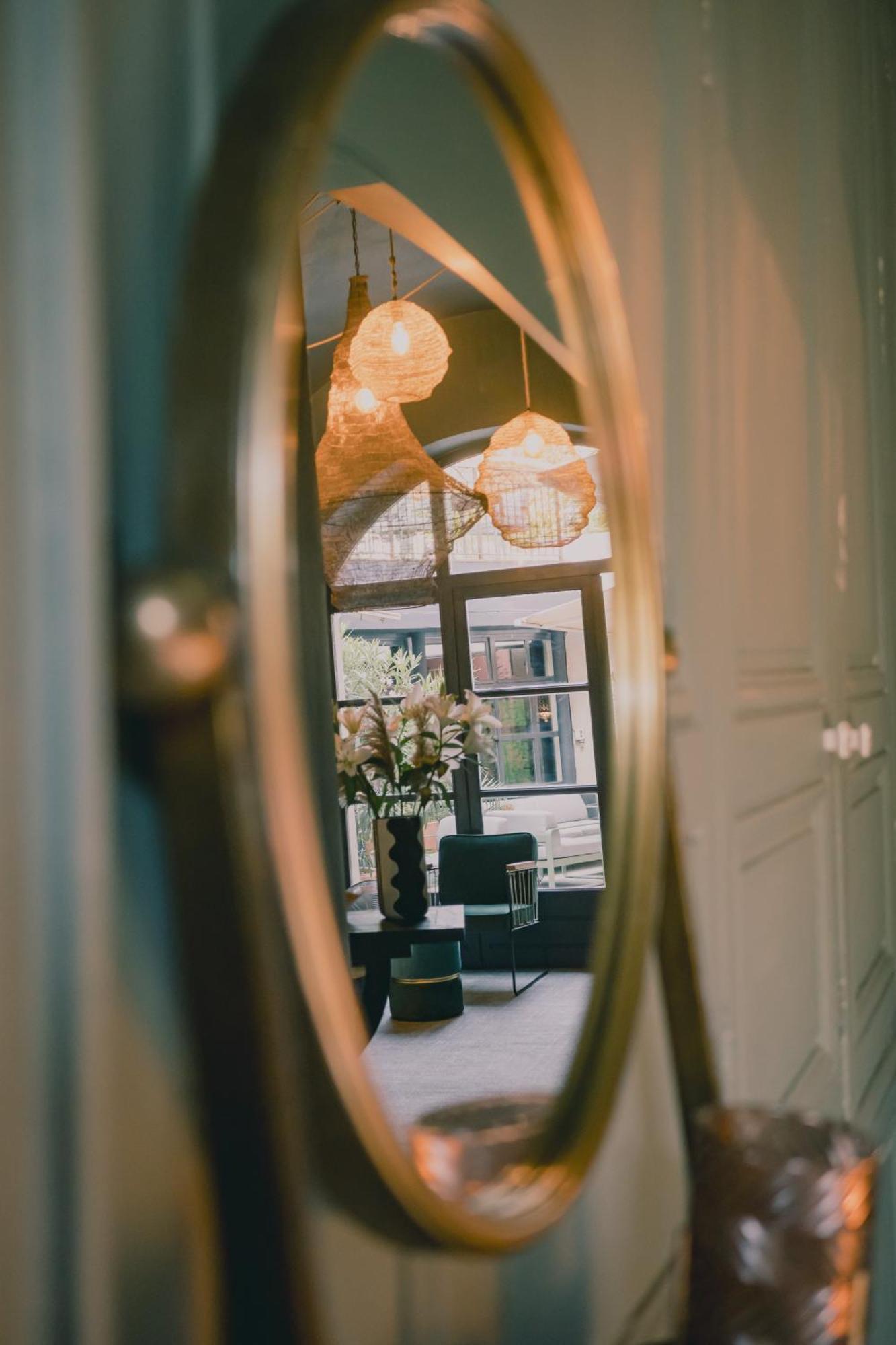 Le Victoria Boutique Hotel Saint-Paul-Trois-Châteaux Buitenkant foto