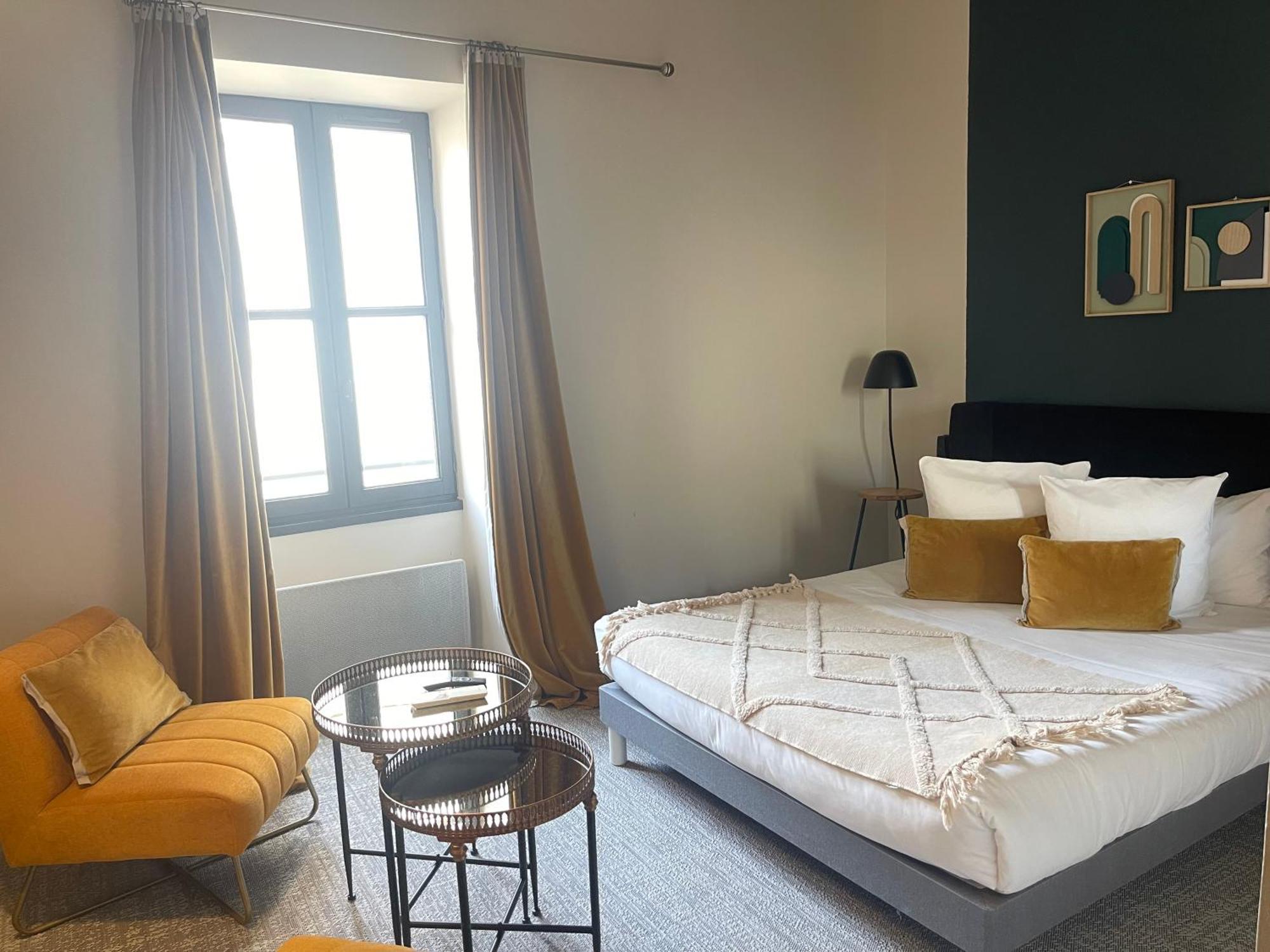 Le Victoria Boutique Hotel Saint-Paul-Trois-Châteaux Buitenkant foto